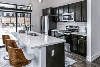 Luxury fully-equipped kitchen